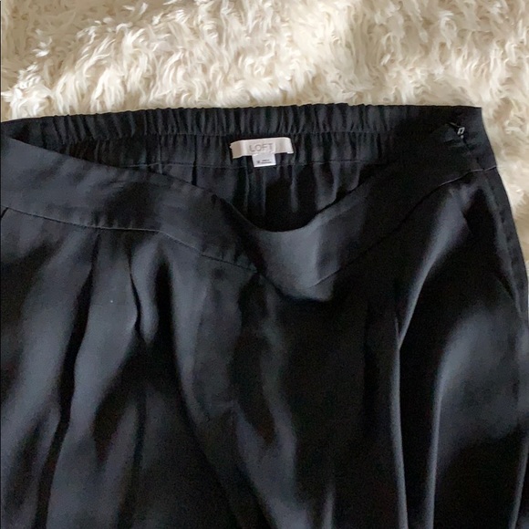 Ann Taylor stretch black shorts - Picture 5 of 8